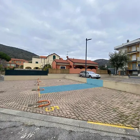 Babyaccommodation Family Comfort Apartment Pietra Ligure