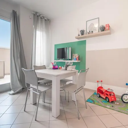 شقة Babyaccommodation Family Comfort بيترا ليغوري