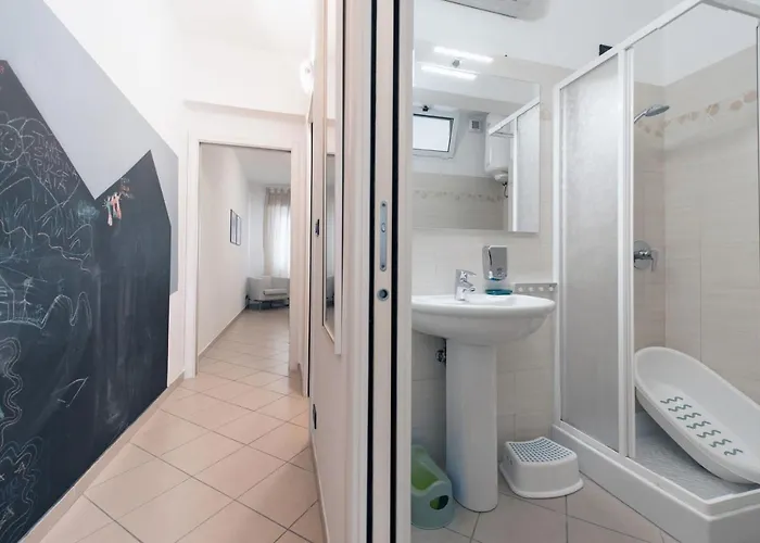 Babyaccommodation Family Comfort Appartement Pietra Ligure